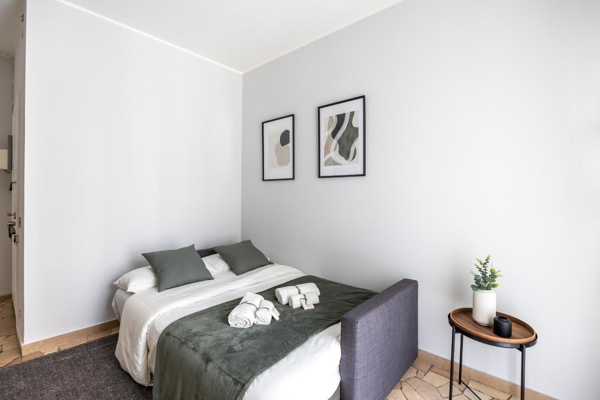 8 Min Dalla Metro Casa Elegante Con Netflix E Wifi 밀라노 외부 사진